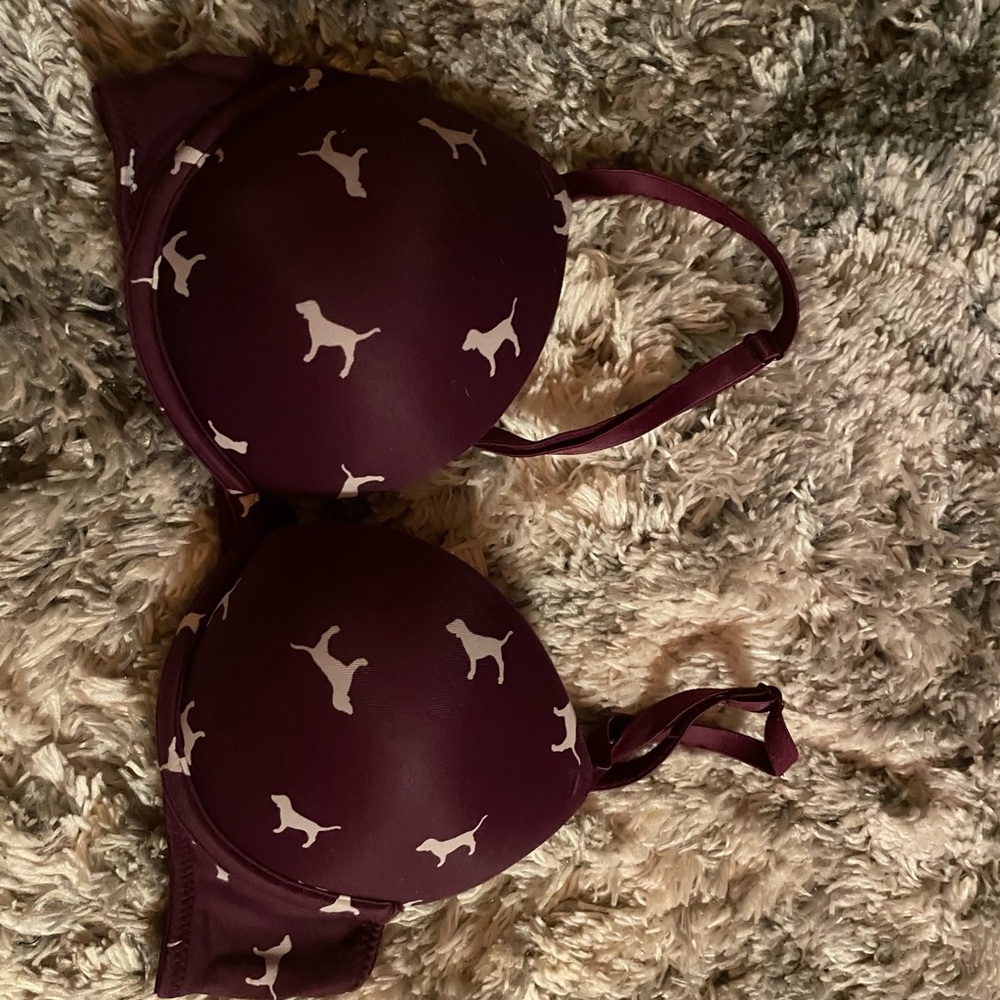 Victoria secrets push up bra